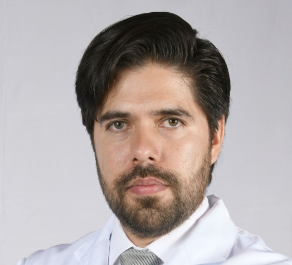 Dr. Carlos Enrique Uribe Valencia